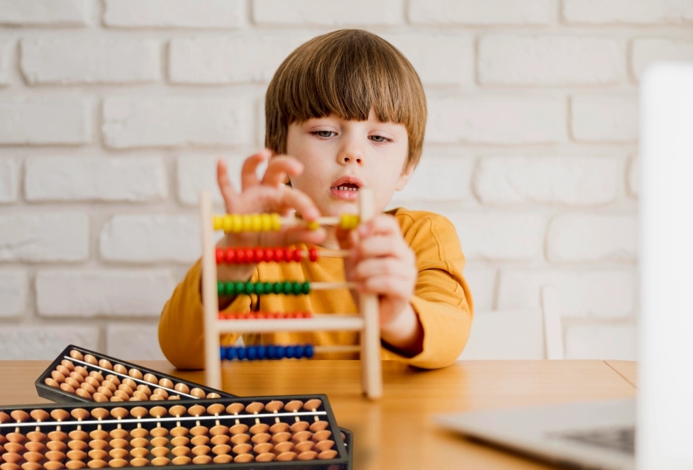 whoose.whooseCards.threeCard.title